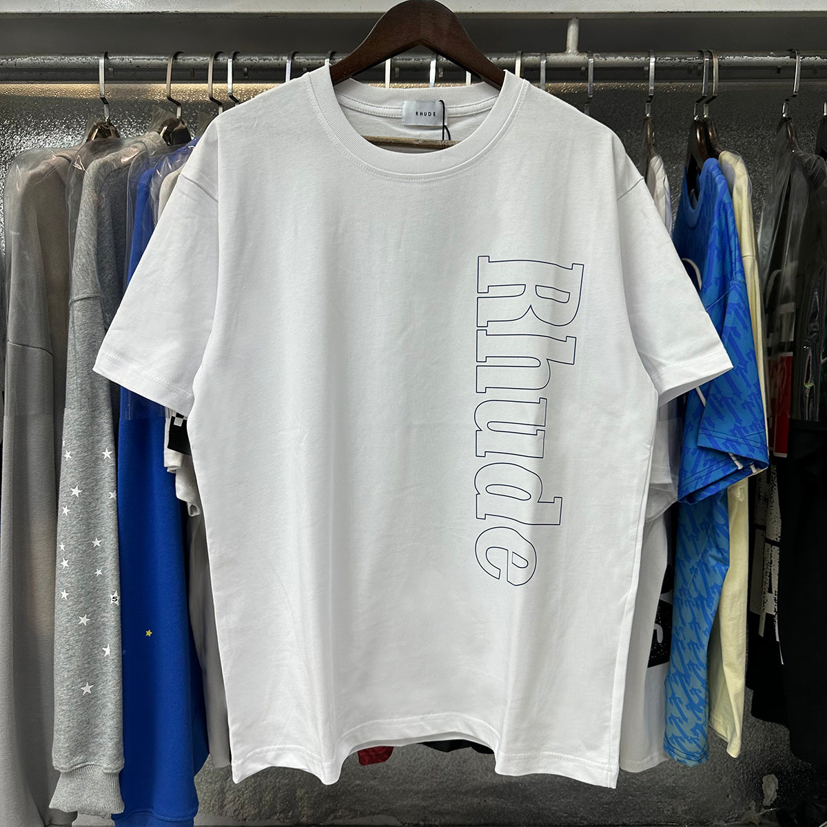 Rhude T Shirts Vertical Letter Printing Cotton Casual Short Sleeve Men and Women
