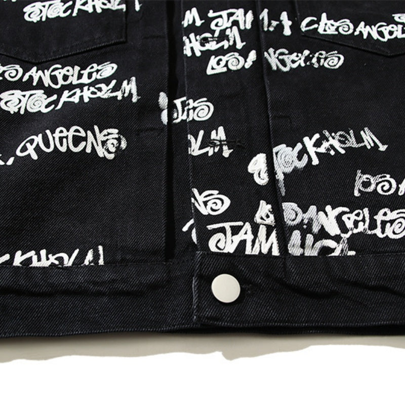 American-style baseball jacket Stu x Tears American High-Street Collaboration: Denim Jacket Featuring All-Over Barrage Text Print and Embroidered Cotton Boll Motifs.
