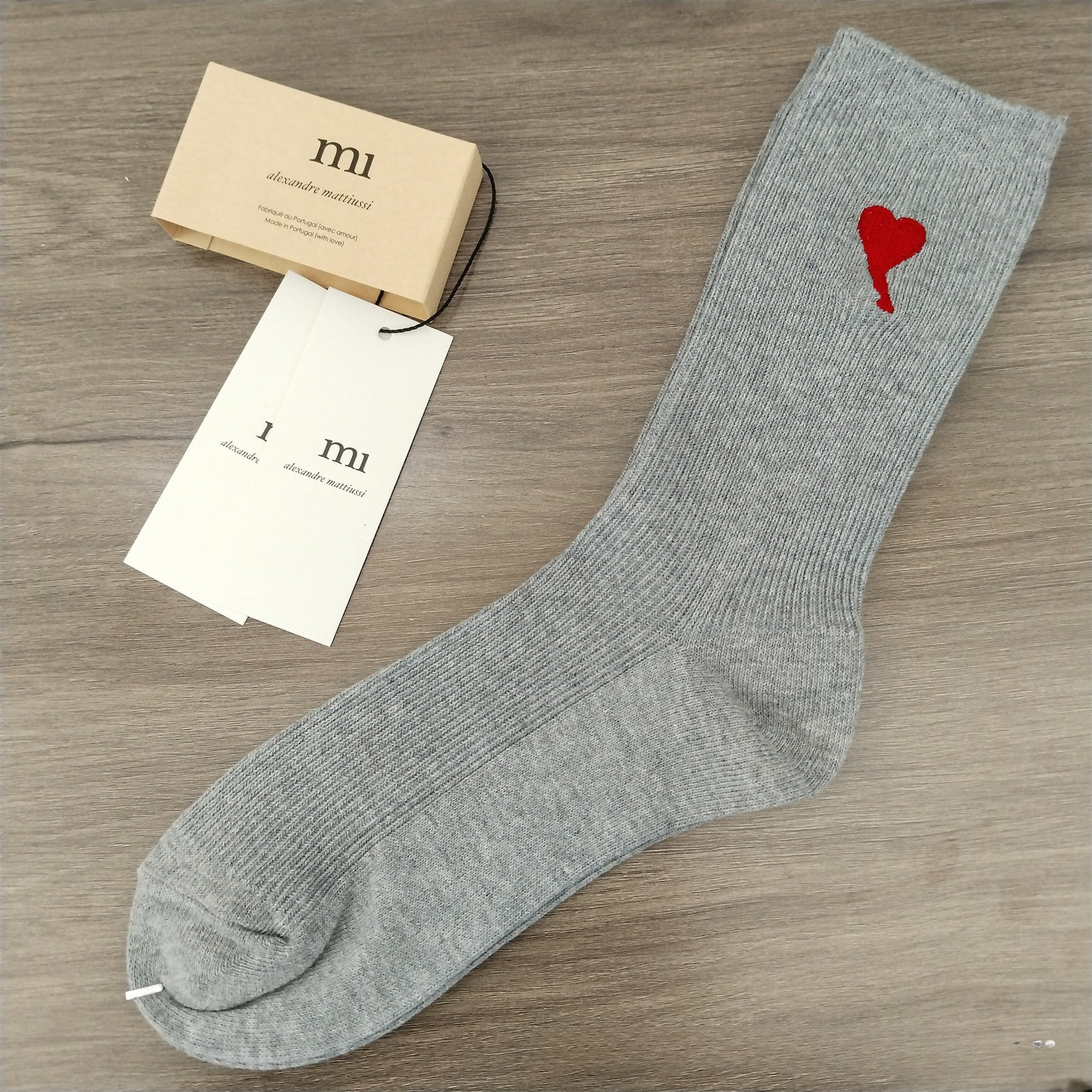 Ami Socks Rice peach heart black and white gray double needle embroidery tall tube casual solid color