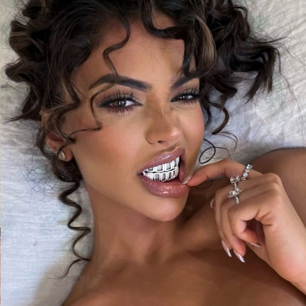 Grillz Hip-Hop Rock Hip Hop Singer Braces Real Gold Plated Hollow Teeth Filled with Diamonds Cross Border HIPHOP Braces Halloween Hip Hop Ornaments