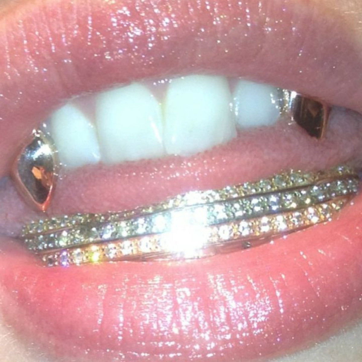 Grillz Hip-Hop Rock Trend Hot Sale Hip Hop Zirconium Decorative Braces TeethGrillz Real Gold Plated Braces