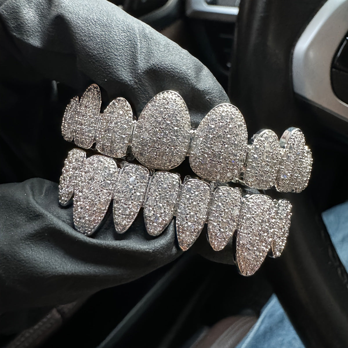 Grillz Hip-Hop Rock Hip-Hop Braces Real Gold Plated 8-tooth Micro-studded Diamond Cross-Border Hiphop Braces Halloween Hip-Hop Ornaments