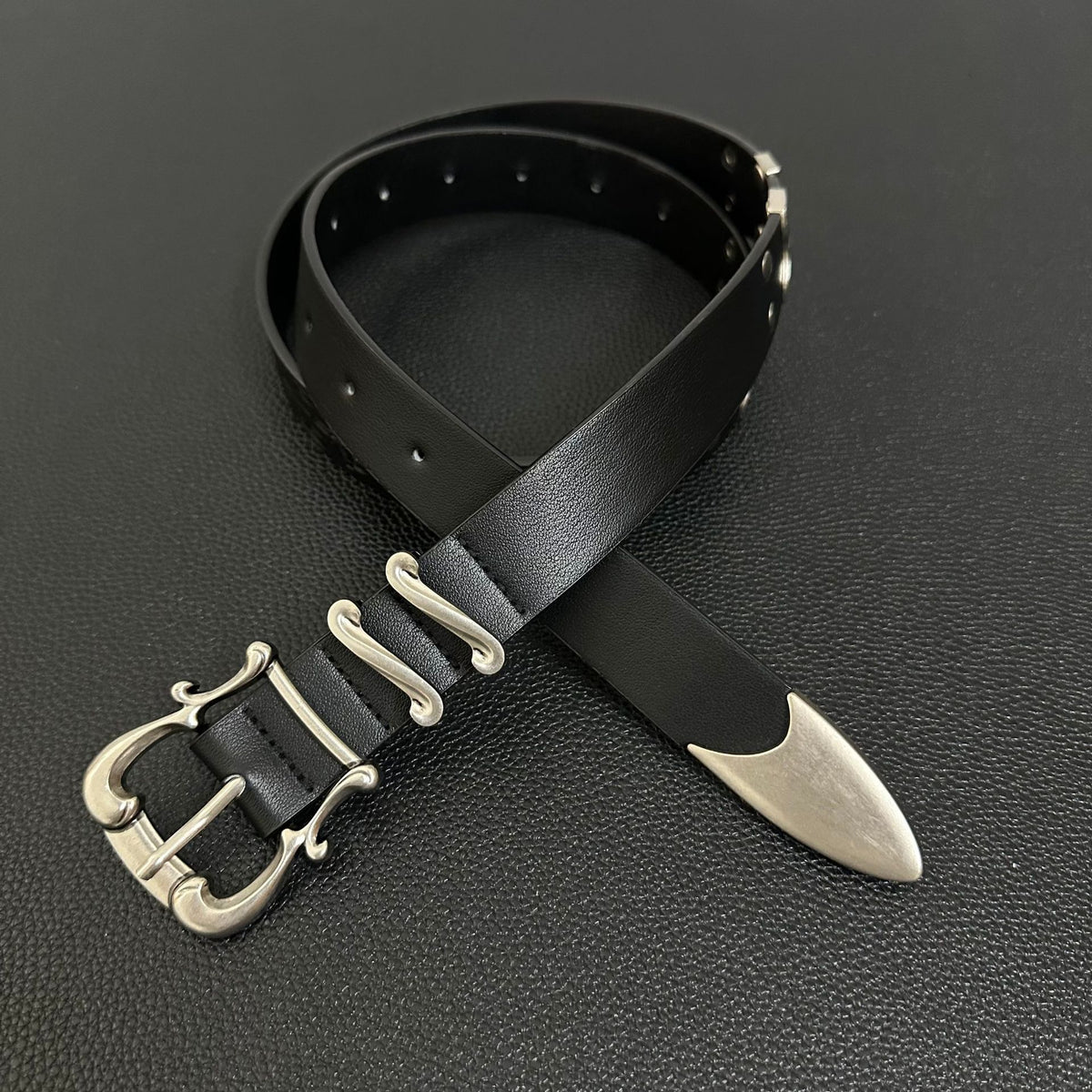 American vintage-style leather belt 25SS Iris Kendo engraved bronzing matte belt Western punk rivet metal tide jeans belt