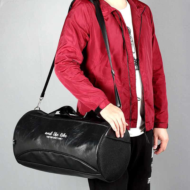 Leather duffel bag fashion shoulder messenger bag sports bag men's travel bag fitness bag women's portable training bag