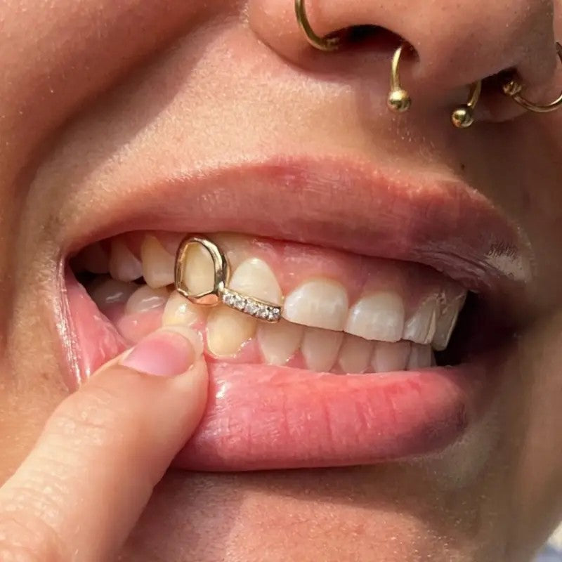 Grillz Hip-Hop Rock Hollow Love Stick Drill Double Braces Daily Out Cool Glossy Gold Teeth Hip Hop Versatile