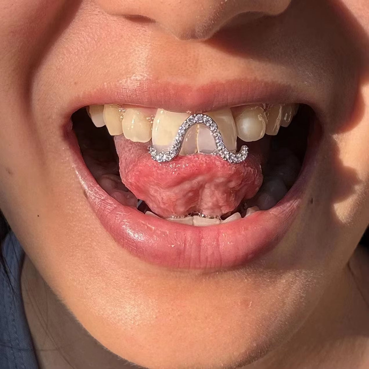 Grillz Hip-Hop Rock Hip Hop Zirconium Trim Braces TeethGrillz Real Gold Plating