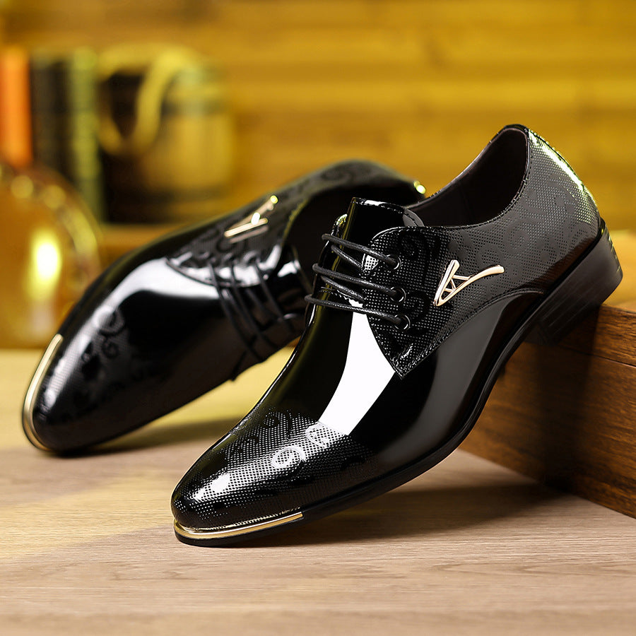 Men's dress shoes large size leather shoes men's glossy patent leather lace-up men's shoes business casual metal embellishment label British style derby shoes