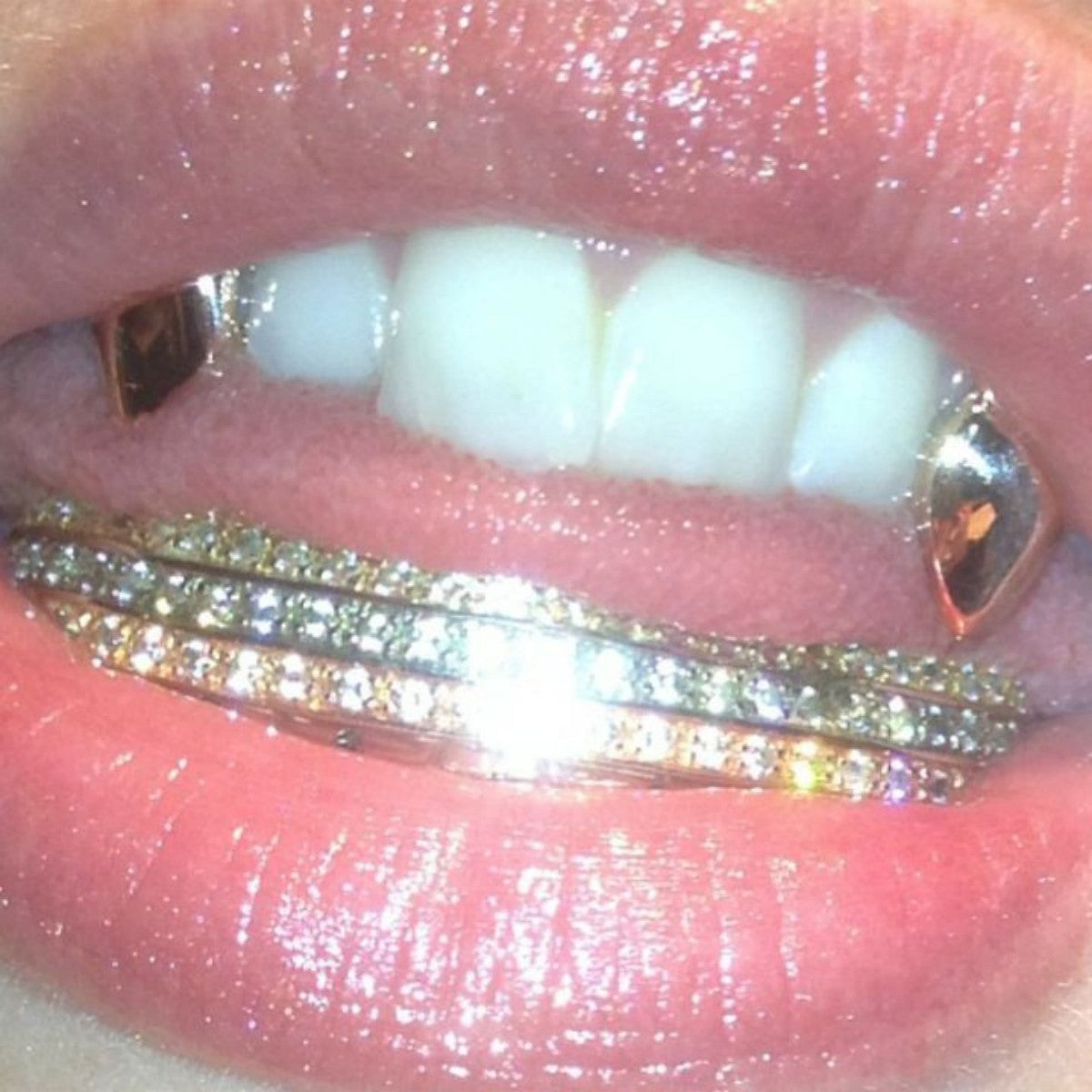 Grillz Hip-Hop Rock Trend Hot Sale Hip Hop Zirconium Decorative Braces TeethGrillz Real Gold Plated Braces