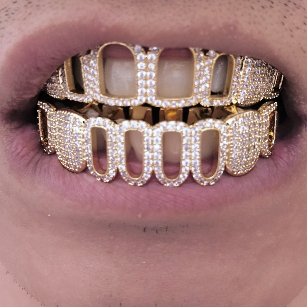 Grillz Hip-Hop Rock Hip Hop Singer Braces Real Gold Plated Hollow Teeth Filled with Diamonds Cross Border HIPHOP Braces Halloween Hip Hop Ornaments