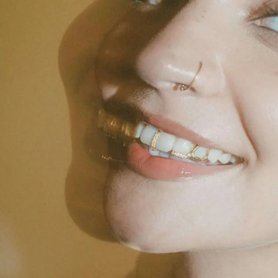 Grillz Hip-Hop Rock Hollow Bar Drill Stick Drill Double Parquet Braces Daily Out Cool Glossy Gold Teeth Hip Hop Versatile Accessories