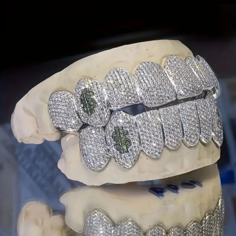 Grillz Hip-Hop Rock Hip Hop Braces Black Diamond Jewelry Eight Teeth HIPHOP Copper Zirconium Full Diamond Braces Jewelry