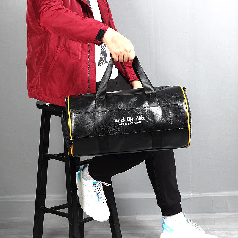 Leather duffel bag travel bag shoulder messenger bag sports bag wet and dry separation men's fitness bag women's hand
