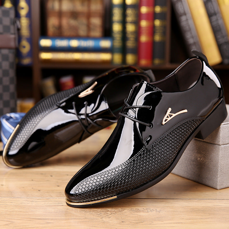 Men's dress shoes large size men's leather shoes metal decorative label glossy patent leather shoes men's wedding men's shoes trendy brand
