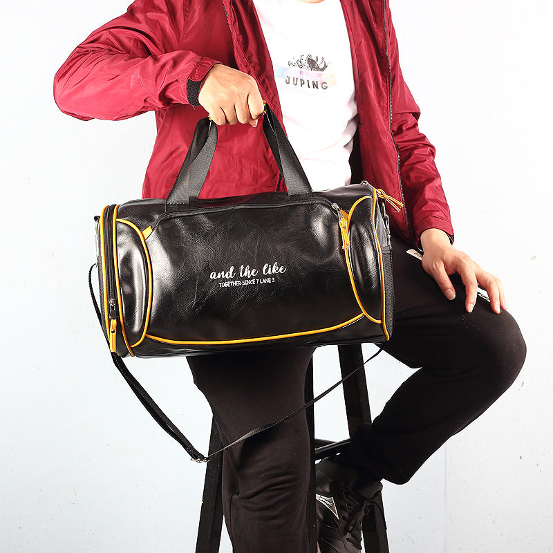Leather duffel bag shoulder travel bag sports bag messenger bag fitness bag women's hand training bag contrasting color bag