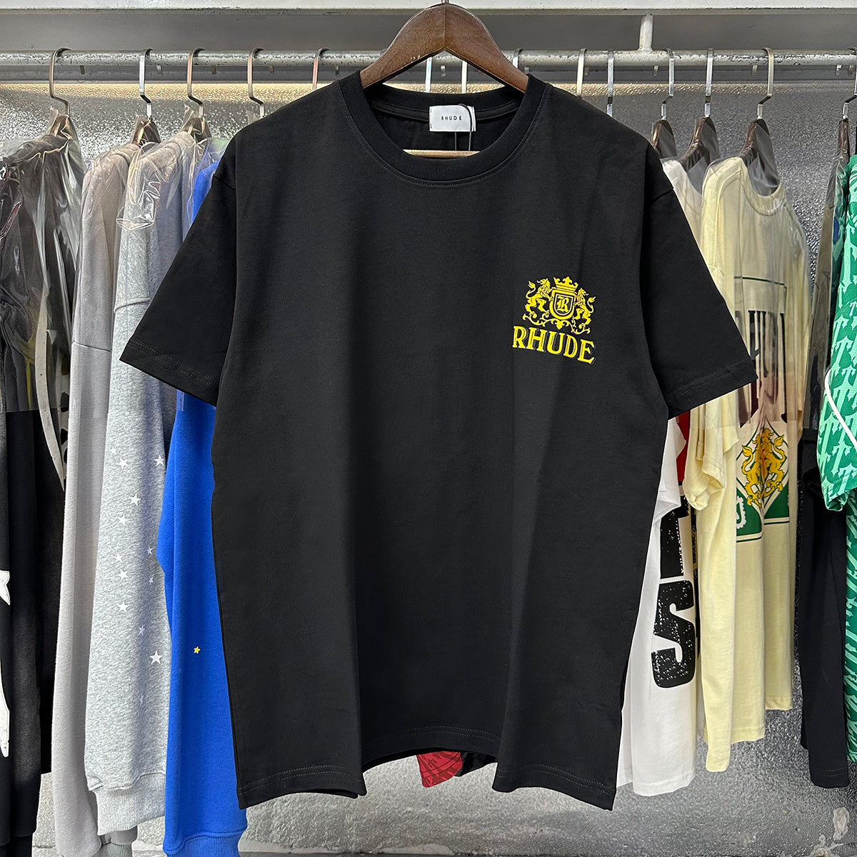 Rhude T Shirts Totem Badge Printing Cotton Casual Short Sleeve Men and Women
