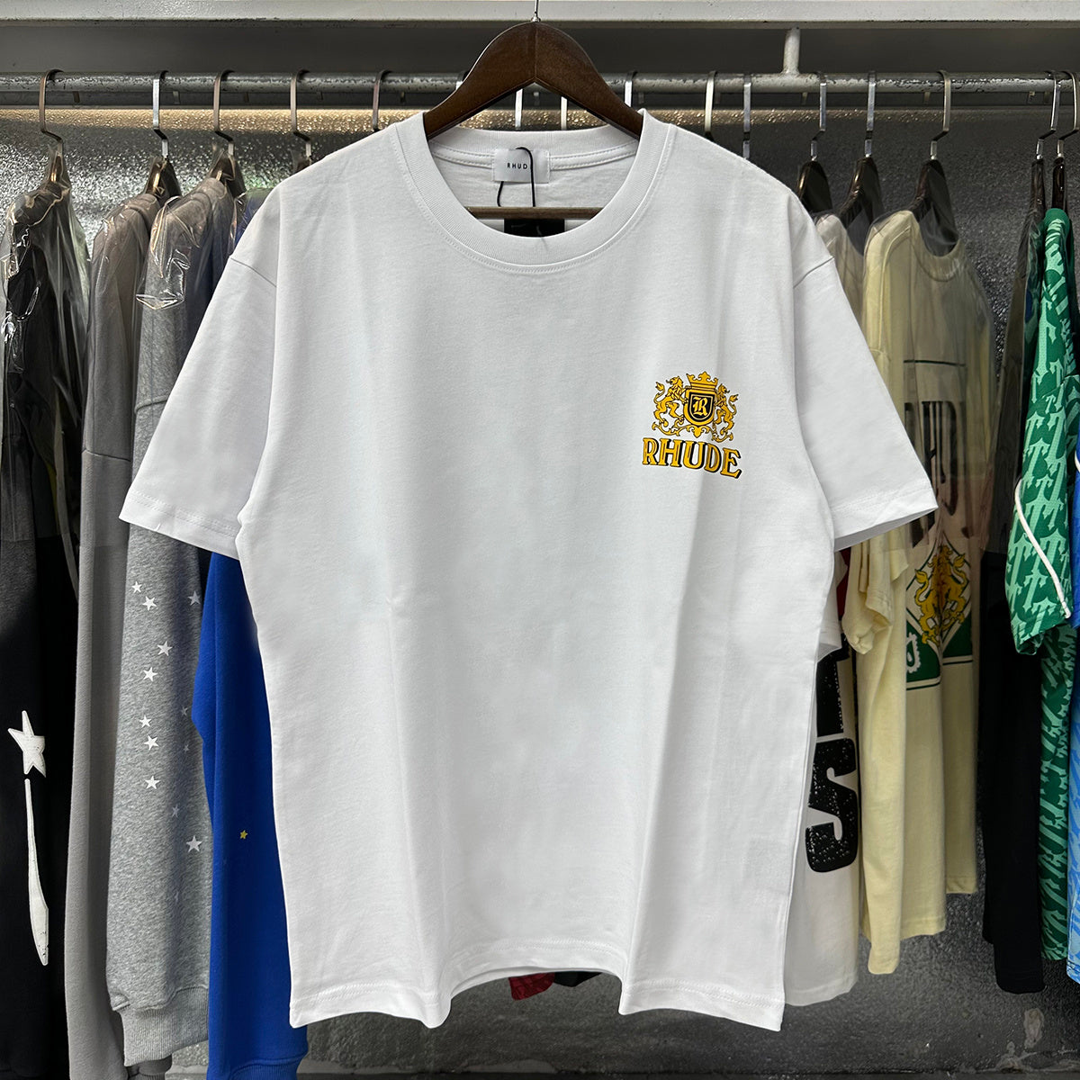 Rhude T Shirts Totem Badge Printing Cotton Casual Short Sleeve Men and Women